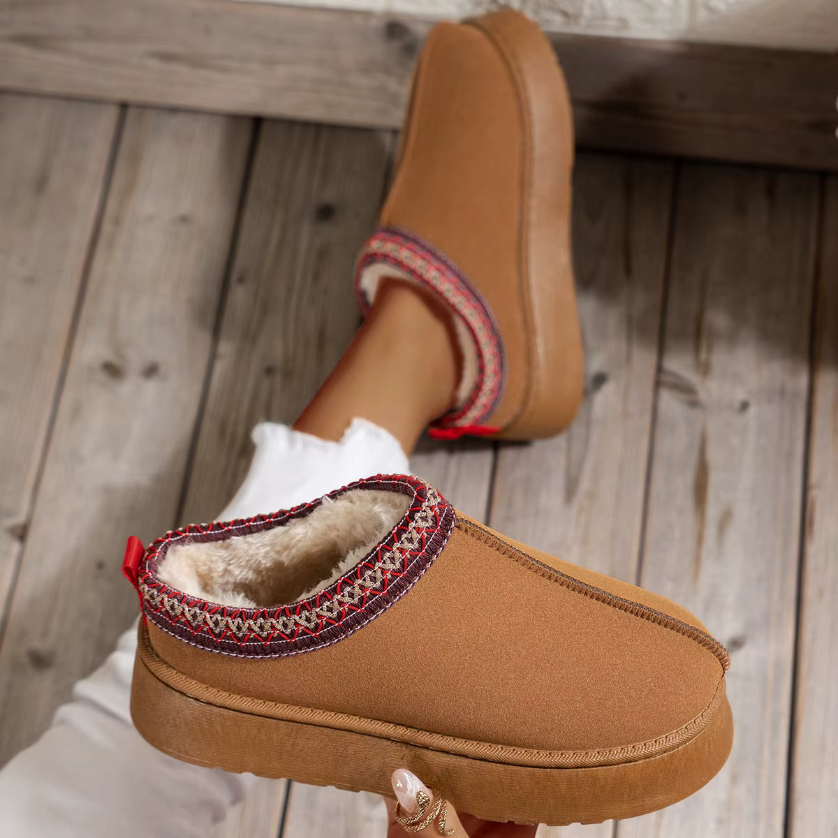 LYNOXA Cozy Winter Platform Mules™