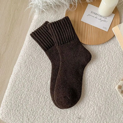 Lynoxa™ CozyWool Thick Mid-Calf Socks